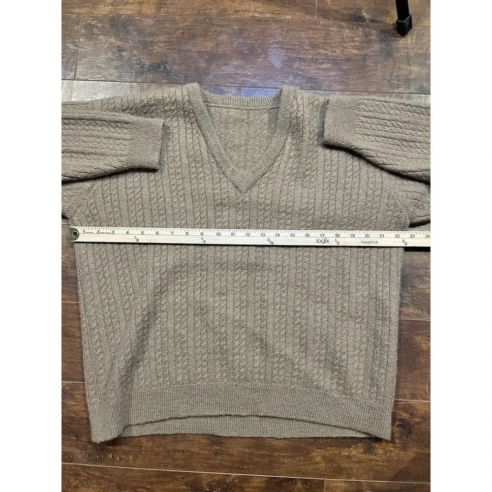 Made In Peru Luxury Cashmere Alpaca V-Neck Long Sleeve Sweater READ BELOW